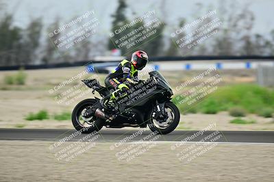 media/Apr-18-2025-TrackDaz (Fri) [[45f5874c44]]/C Group/Session 1 (Turn 7)/